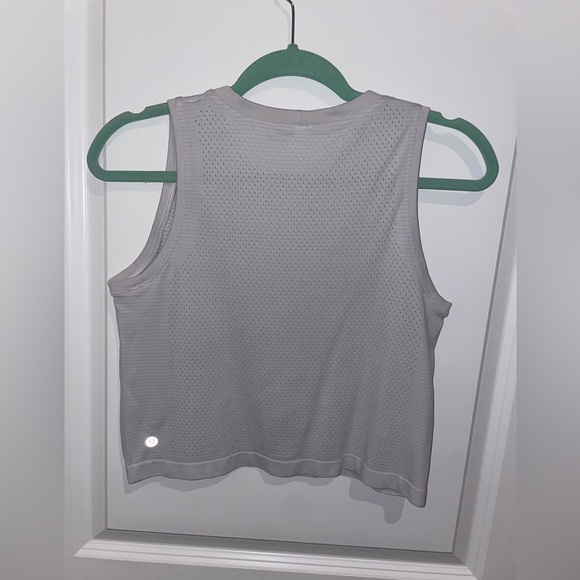 Lululemon Breeze by Muscle Cropped Tank - Picture 5 of 5